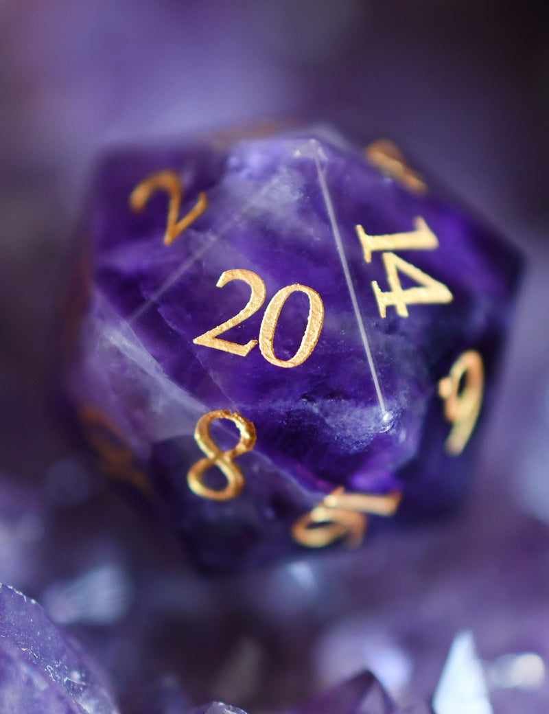 AMETHYST_GEMSTONE_DICE_2_A.jpg