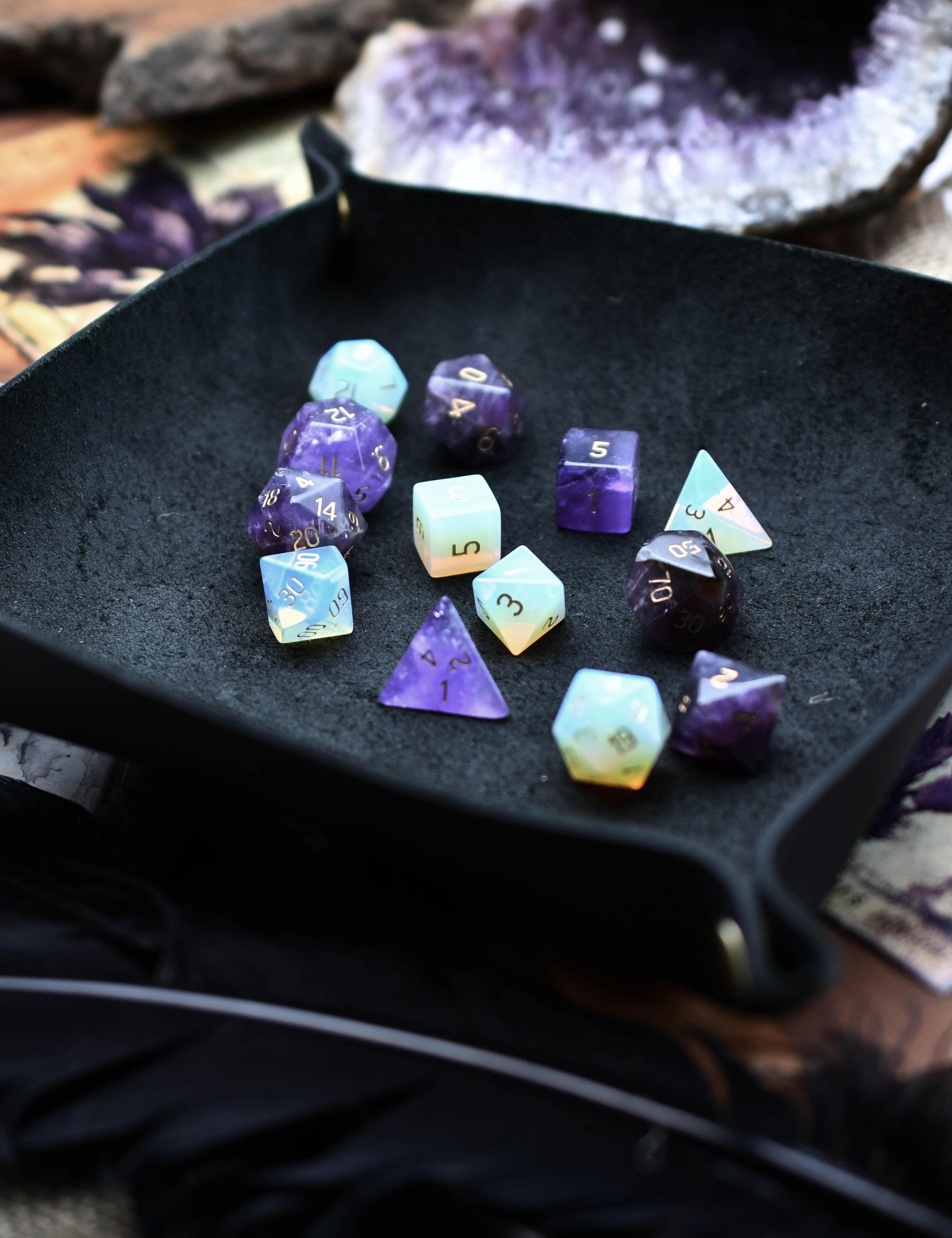 BLACK_LEATHER_DICE_TRAY_9.jpg