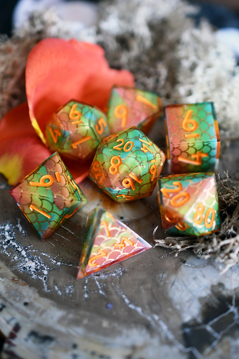 King Cobra - Premium Sharp Edge Dice Set