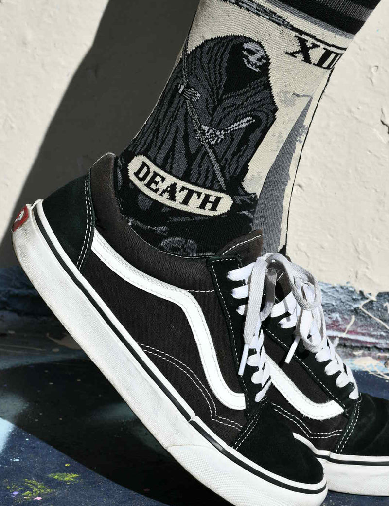 DEATH_TAROT_SOCKS_1.jpg