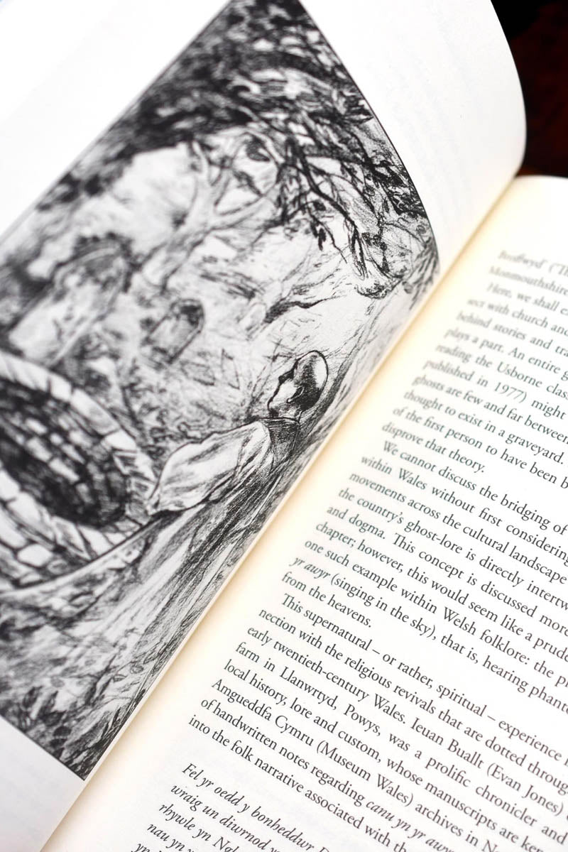 The Folklore of Wales: Ghosts - Hardback