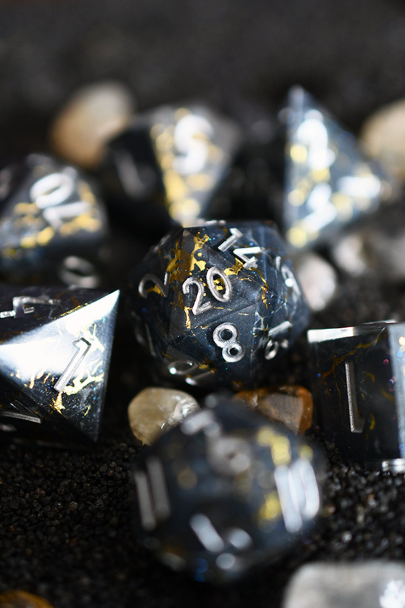 Goldrush - Premium Sharp Edge Dice Set