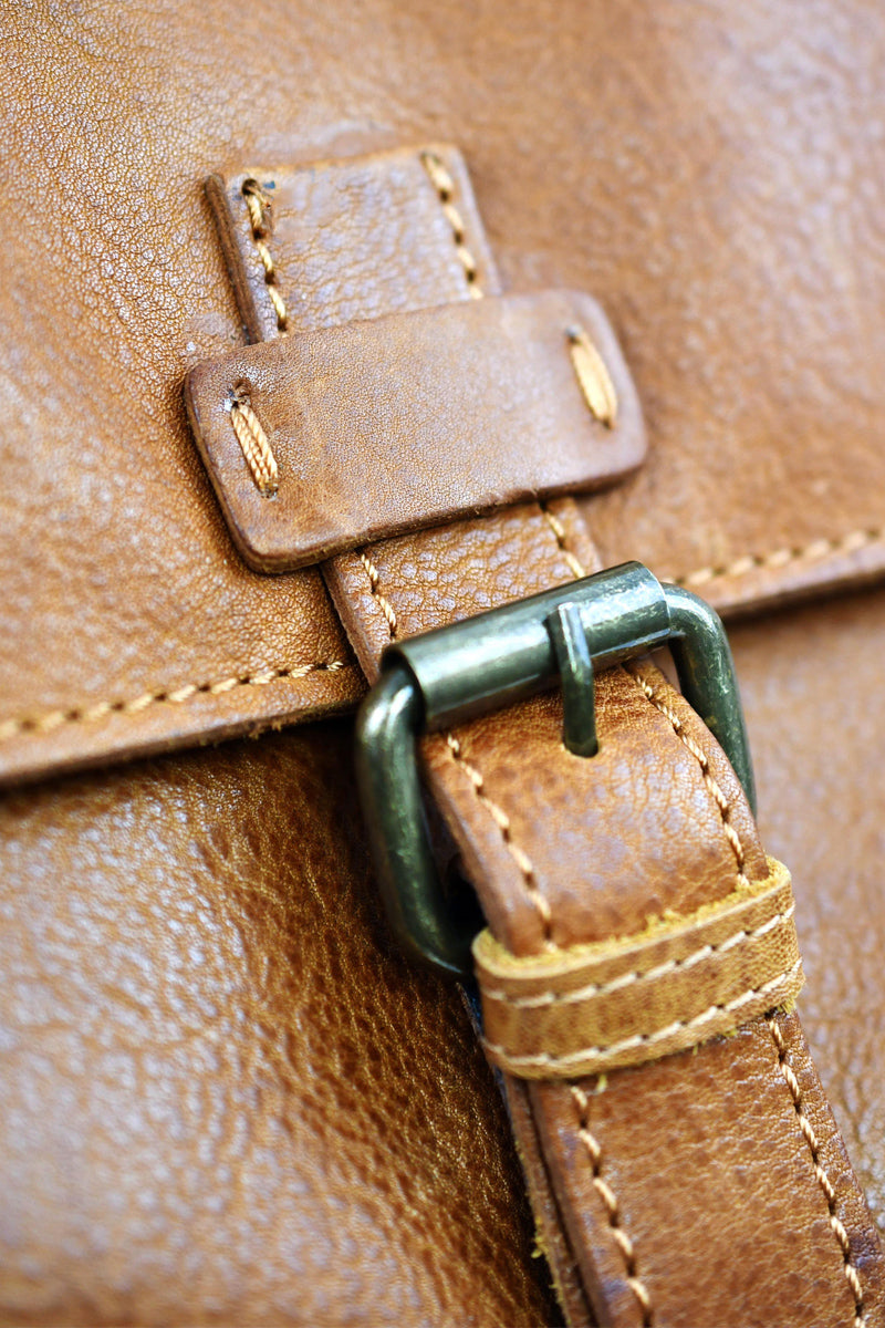 Adventurer's Satchel - Luxury Tan Leather Messenger Bag