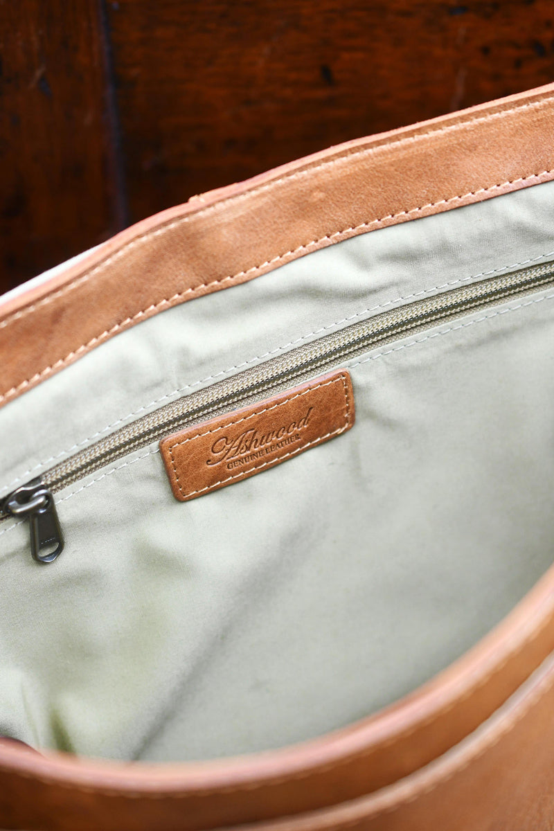 Adventurer's Satchel - Luxury Tan Leather Messenger Bag