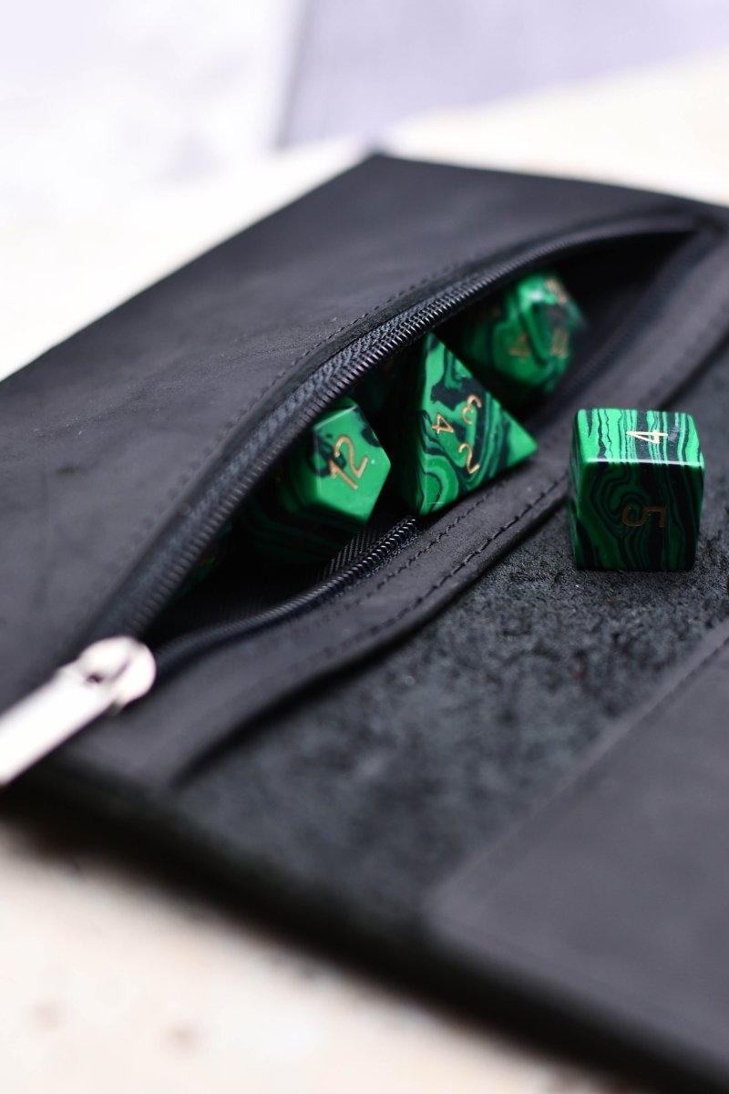 Fine Leather Case of Holding - Midnight Black - GAMETEEUK