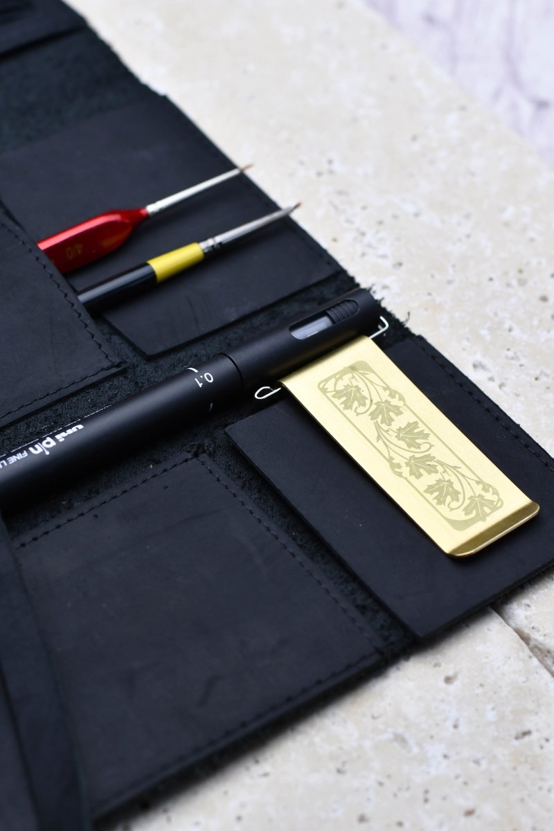 Fine Leather Case of Holding - Midnight Black - GAMETEEUK