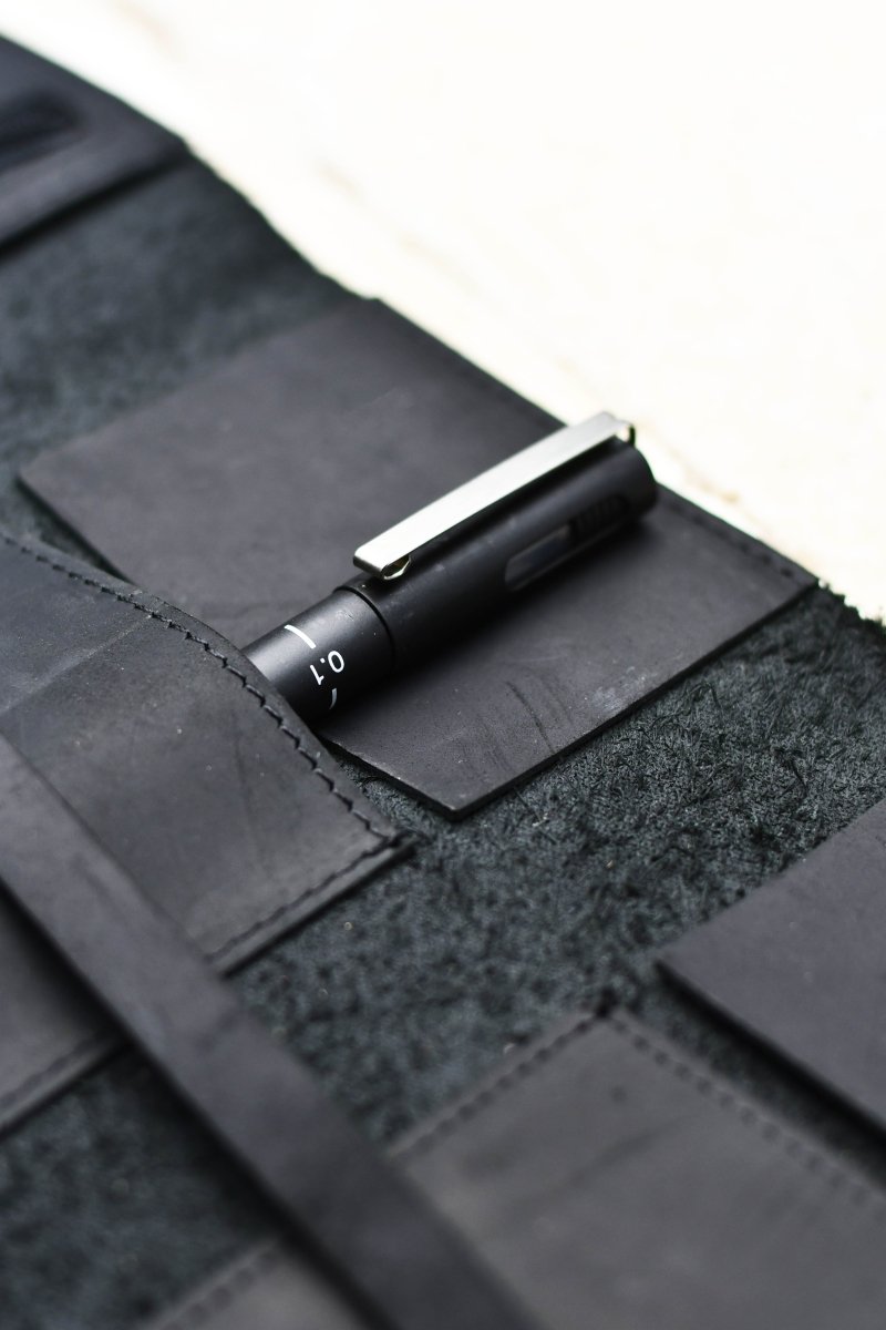 Fine Leather Case of Holding - Midnight Black - GAMETEEUK