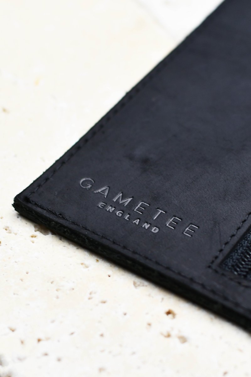 Fine Leather Case of Holding - Midnight Black - GAMETEEUK