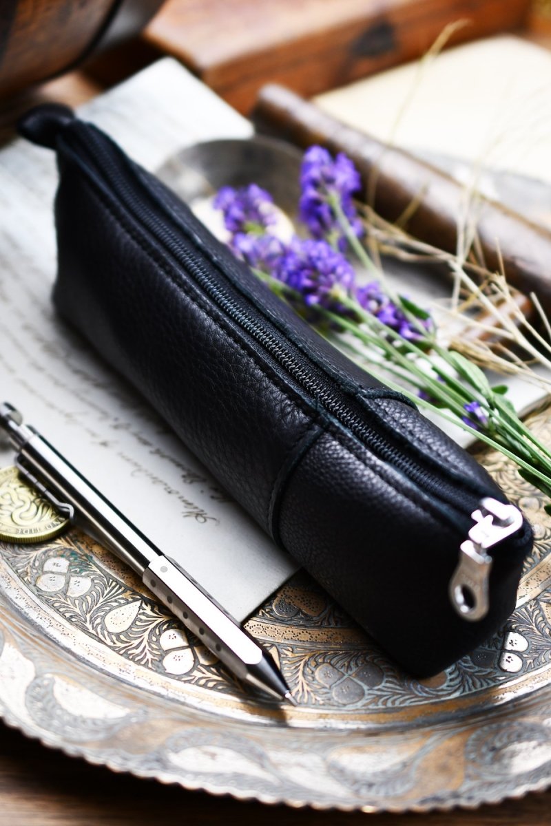Fine Leather Pencil Case - Midnight Black - GAMETEEUK