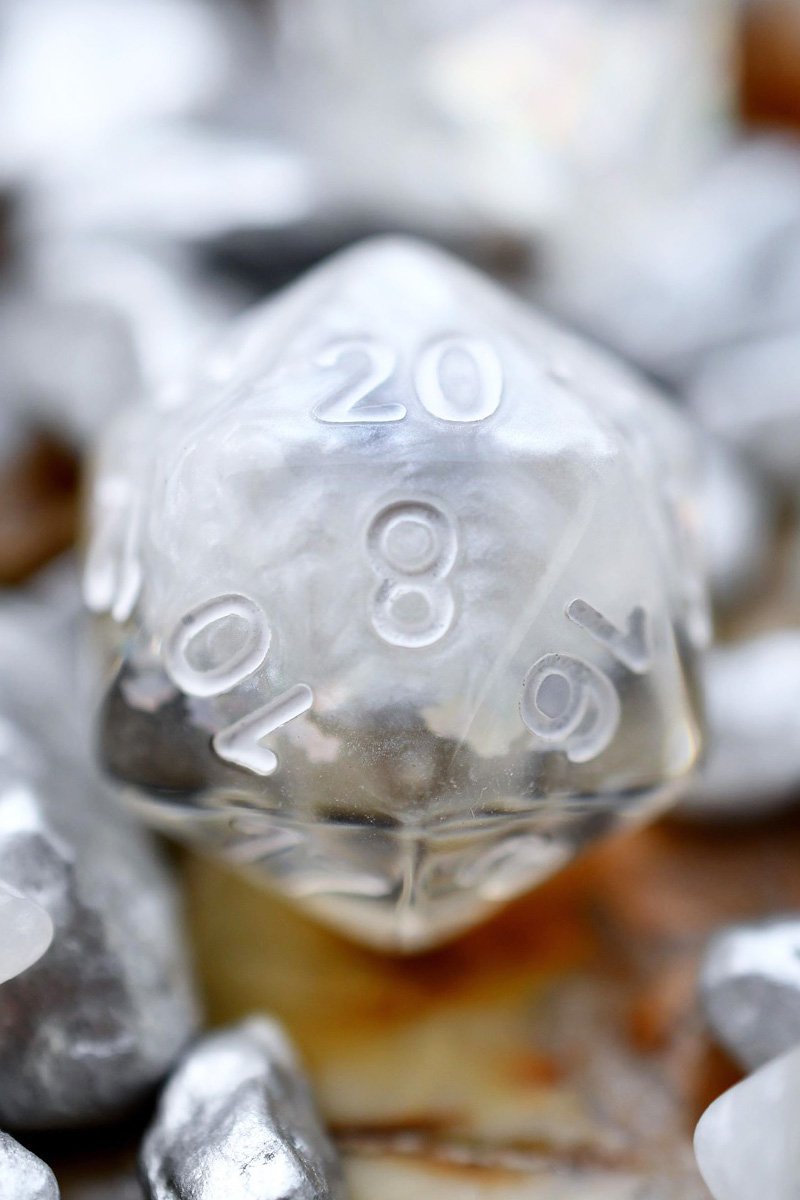 Iceheart - Acrylic Dice Set - GAMETEEUK