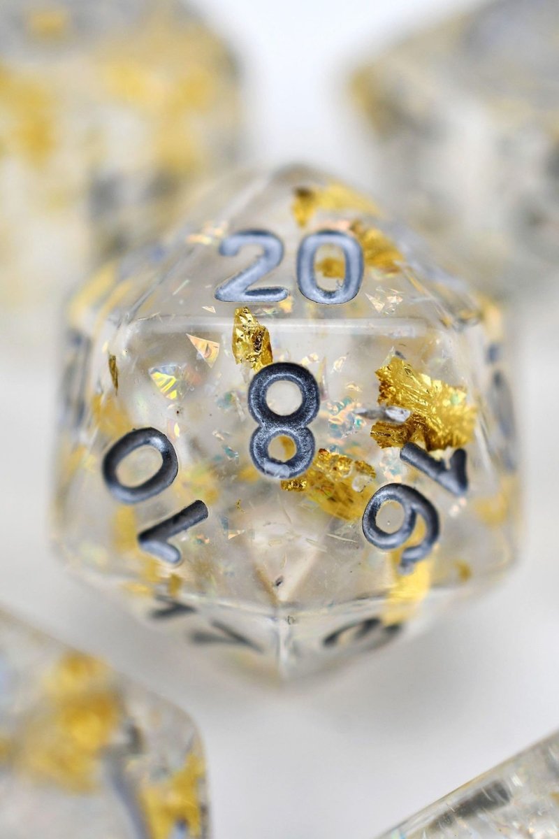 Quintessence of Diamond - 24k Gold Flake Acrylic Dice Set - GAMETEEUK