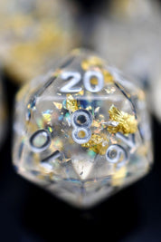 Quintessence of Diamond - 24k Gold Flake Acrylic Dice Set - GAMETEEUK