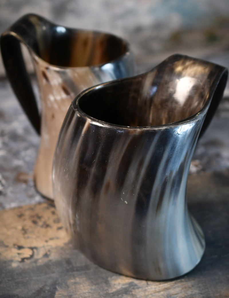 A_VIKING_HORN_TANKARD_XL_2_2d6df7bc-ad68-4ef0-bded-25120b857efb.png