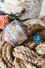 XXL Bard's Harmony d20 - Sharp Edge XXL d20