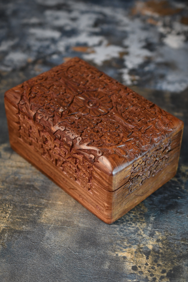 Botanicus - Handmade Dice and Accessory Box