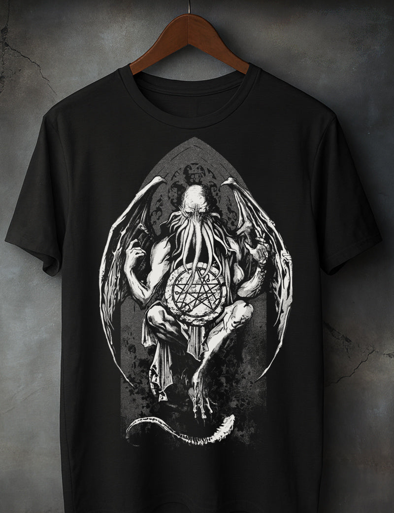 CTHULHU_TSHIRT_HANG.jpg