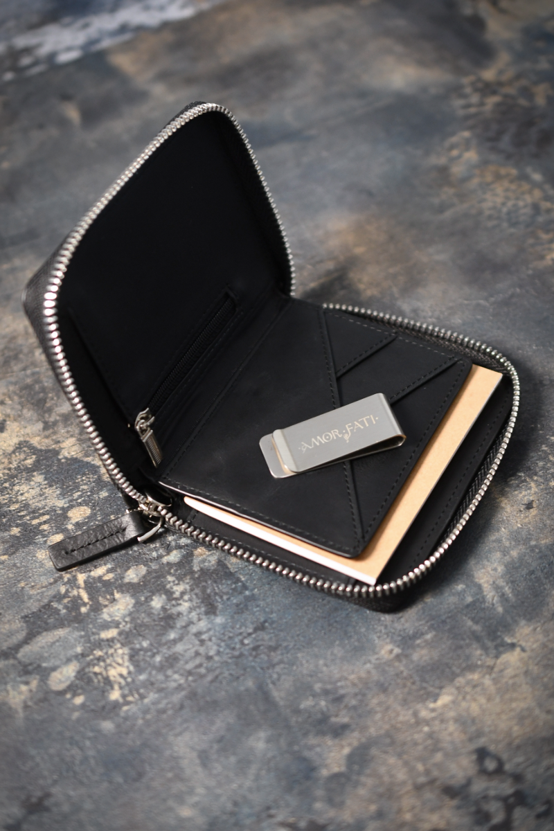 The World's Finest Wallet of Holding - Dagger & Dice Black