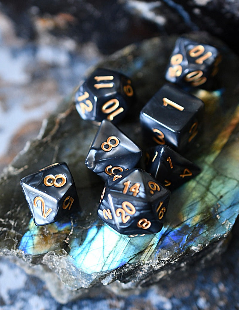 DARK_ORACLE_DICE_1.jpg