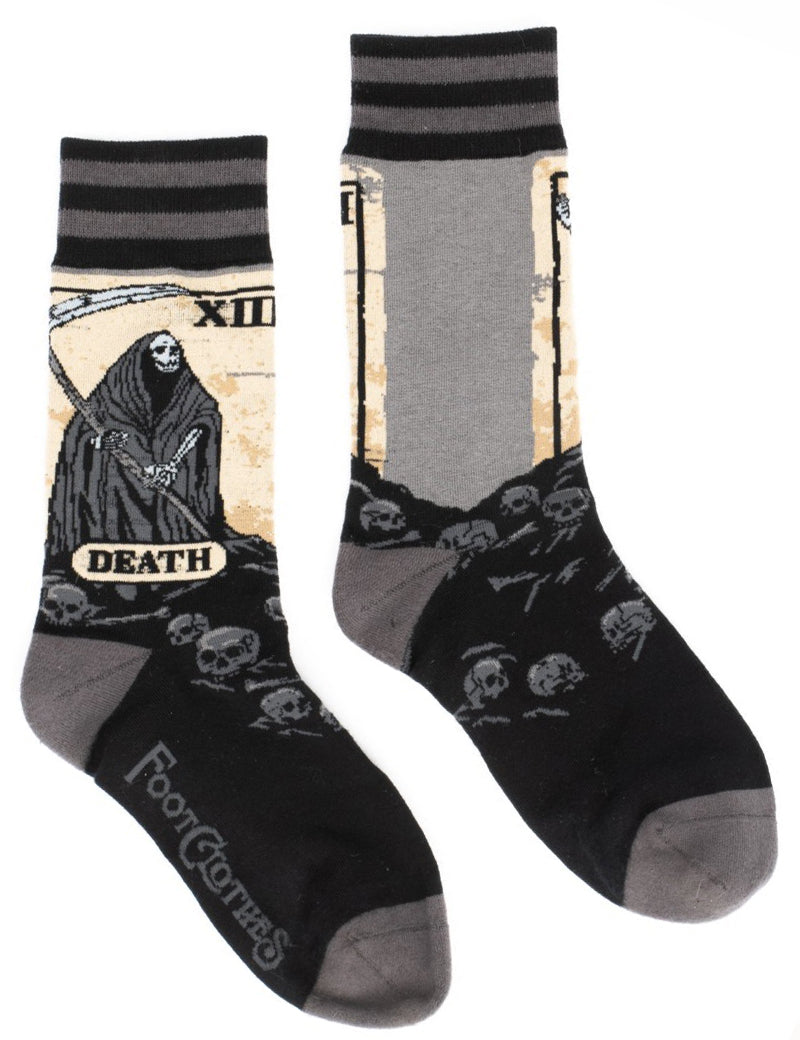 DEATH_TAROT_SOCKS_2.jpg
