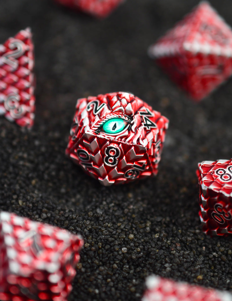 DRACONIC_EYE_SCALE_DICE_RUBY_4.jpg