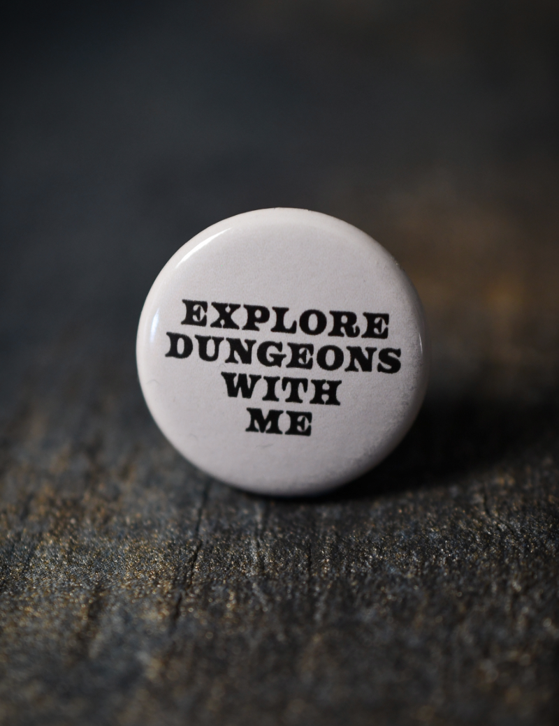 EXPLORE_DUNGEONS_BADGE_N.png