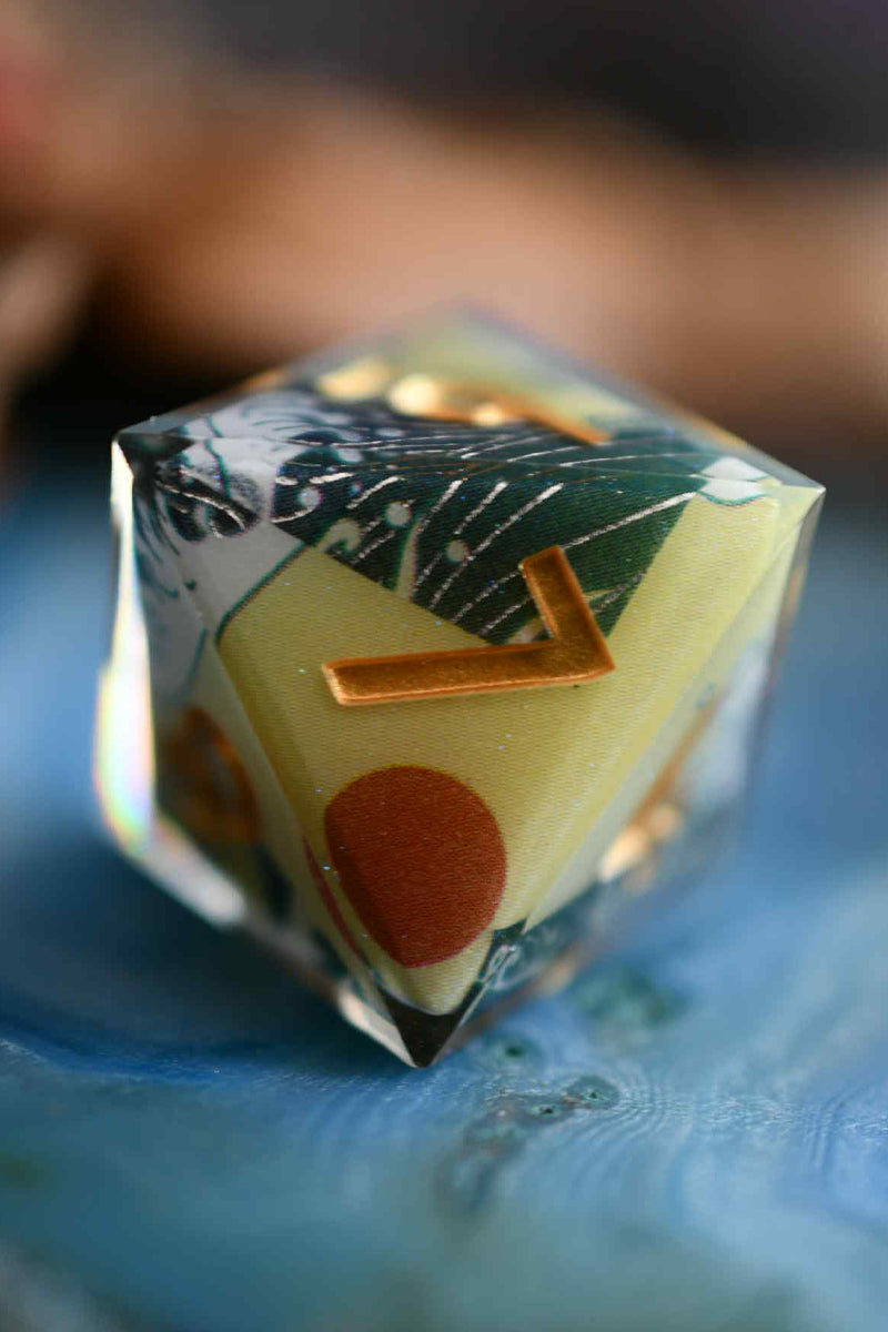 Great Wave - Premium Sharp Edge Dice Set