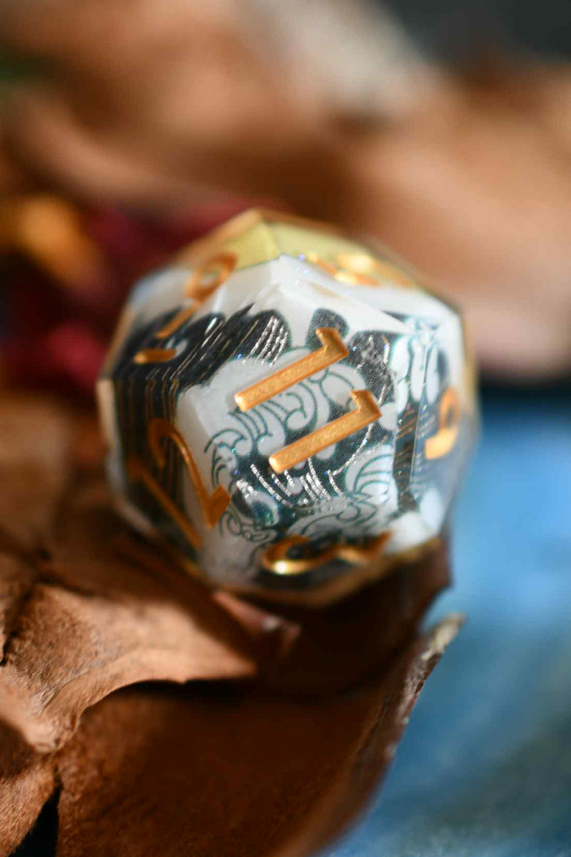 Great Wave - Premium Sharp Edge Dice Set