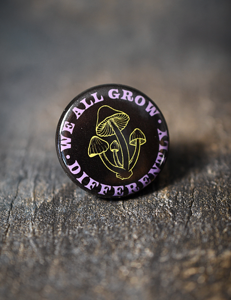 GROW_DIFFERENTLY_BADGE_N.png