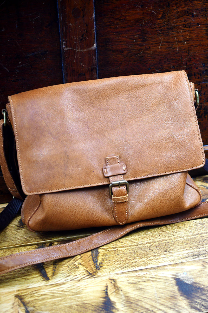 Adventurer's Satchel - Luxury Tan Leather Messenger Bag