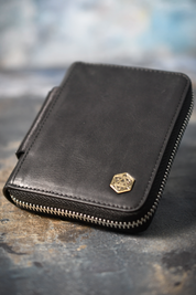 The World's Finest Wallet of Holding - Masterwork d20 Black