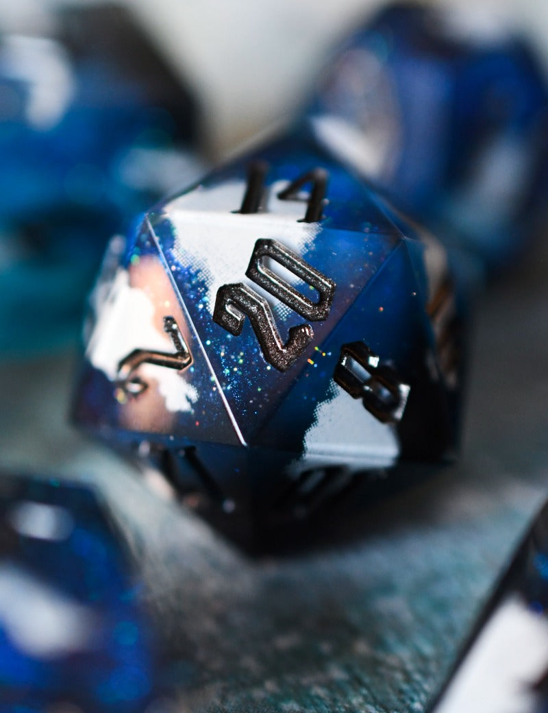 NIGHTFALL_DICE_6.jpg