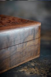 Oaken - Handmade Dice and Accessory Box