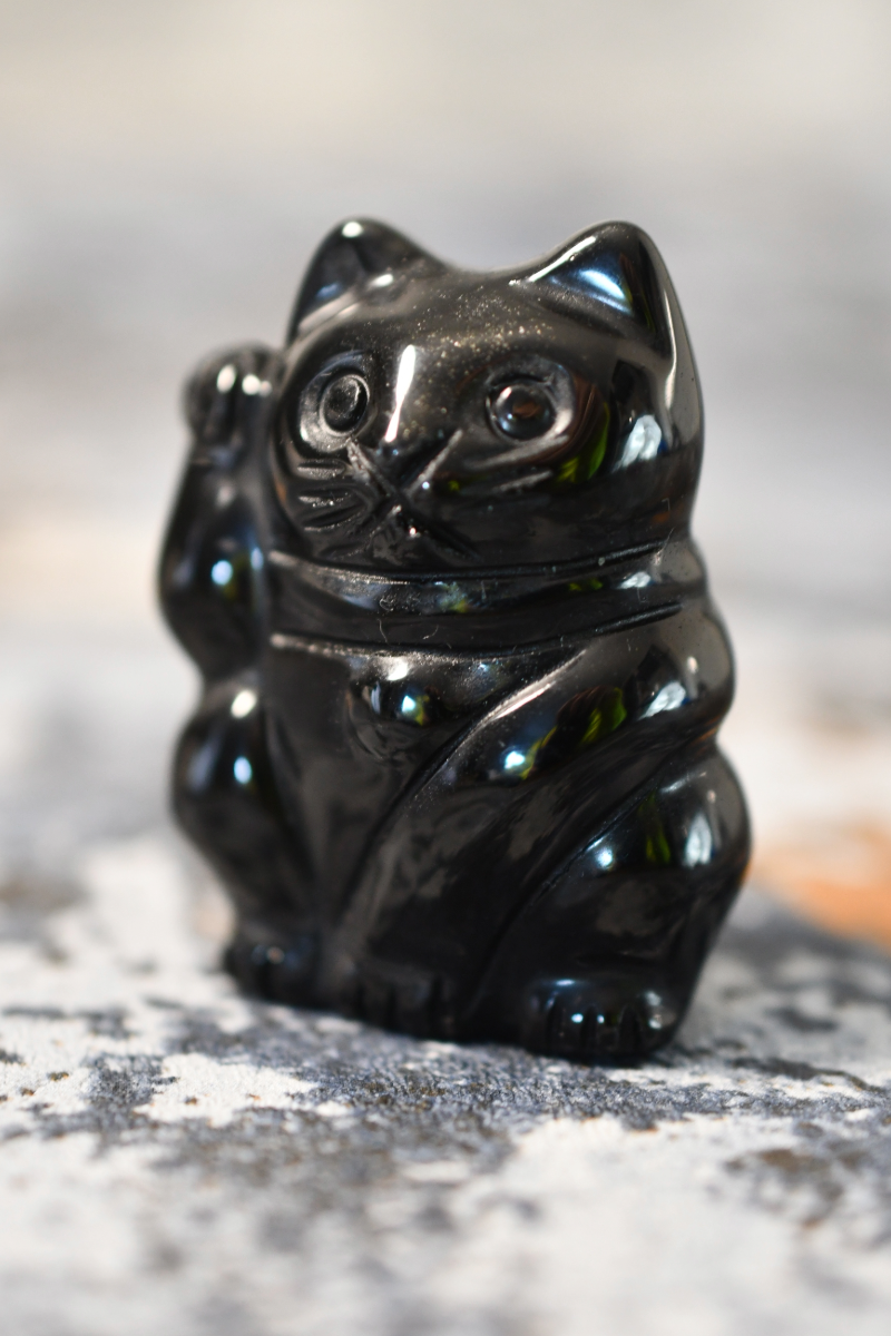 Obsidian Lucky Cat