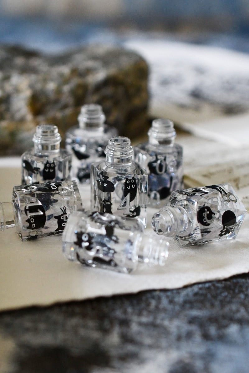 Potion of Cats - Premium Liquid Core Dice Set