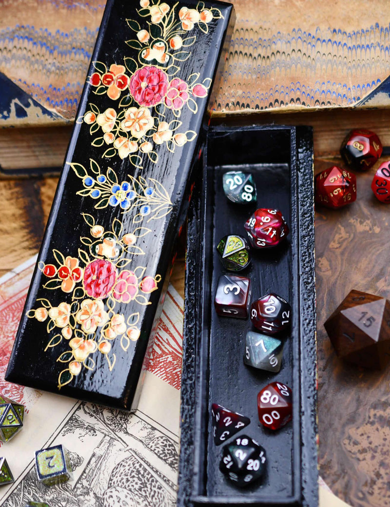 ROSA_PENCIL_BOX_2.jpg