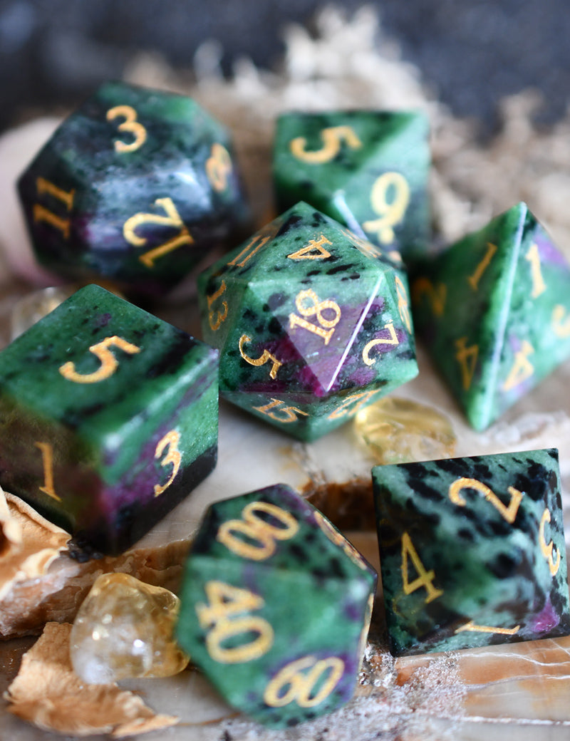 RUBY_ZIOSITE_DICE_SET_D.jpg