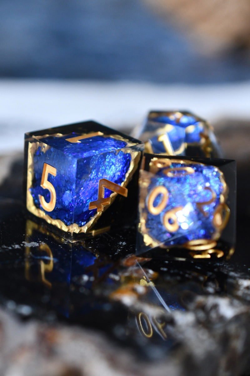 Sapphire Geode - Premium Sharp Edge Dice Set