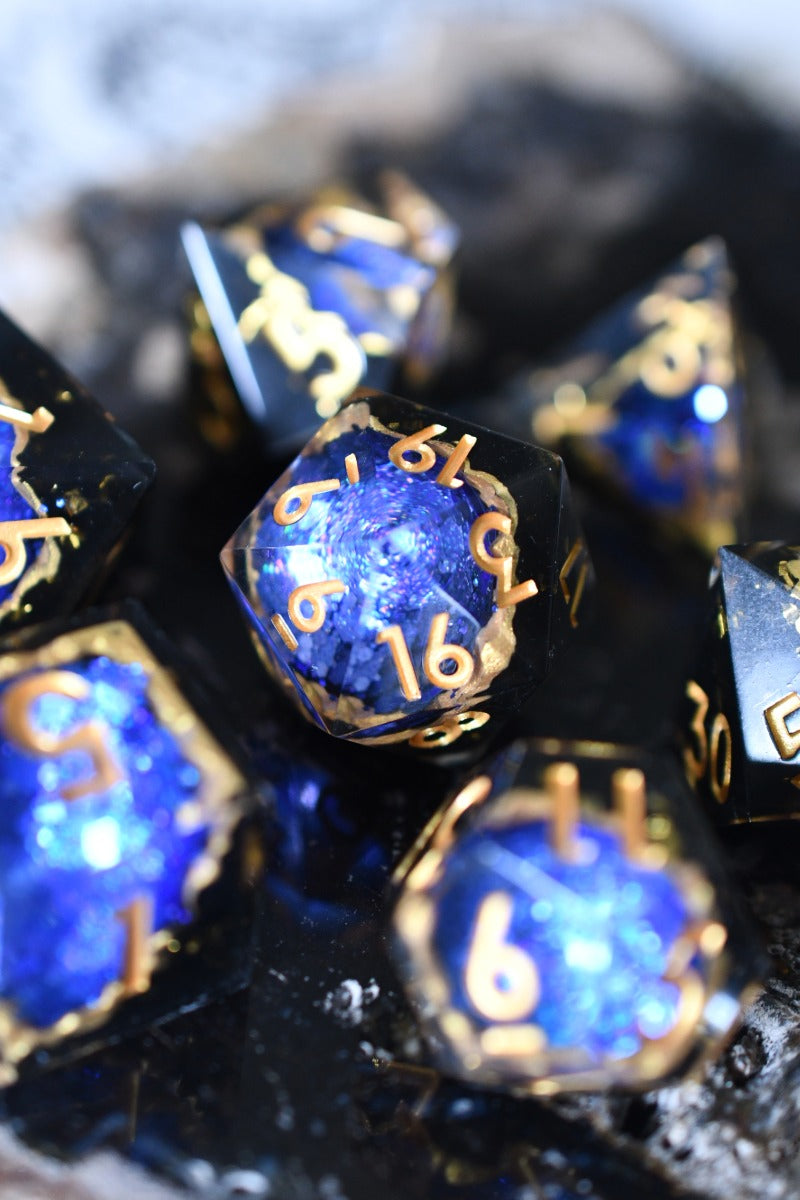 Sapphire Geode - Premium Sharp Edge Dice Set