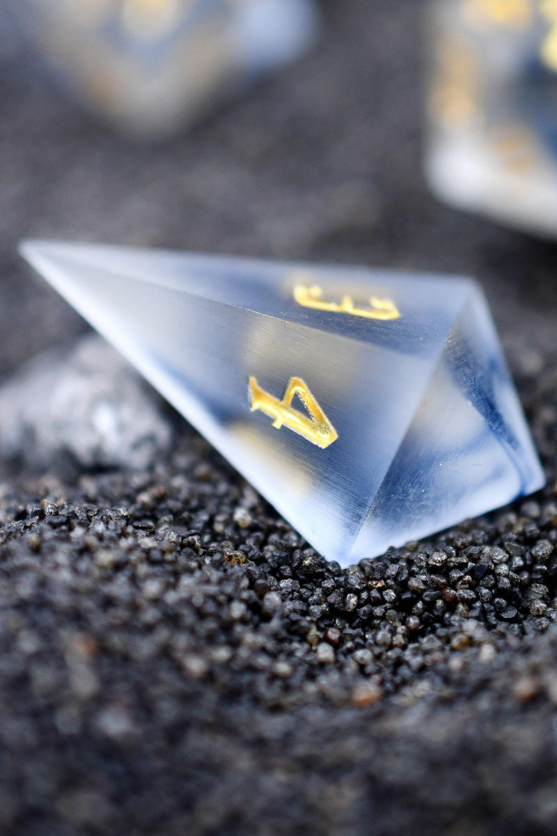 Shards of Mist - Sharp-Edged Resin Dice Set