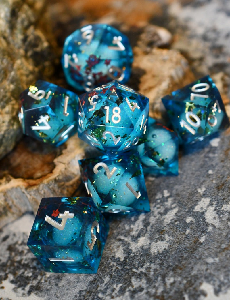 SHARP_DICE_TIDEHEART_1.jpg