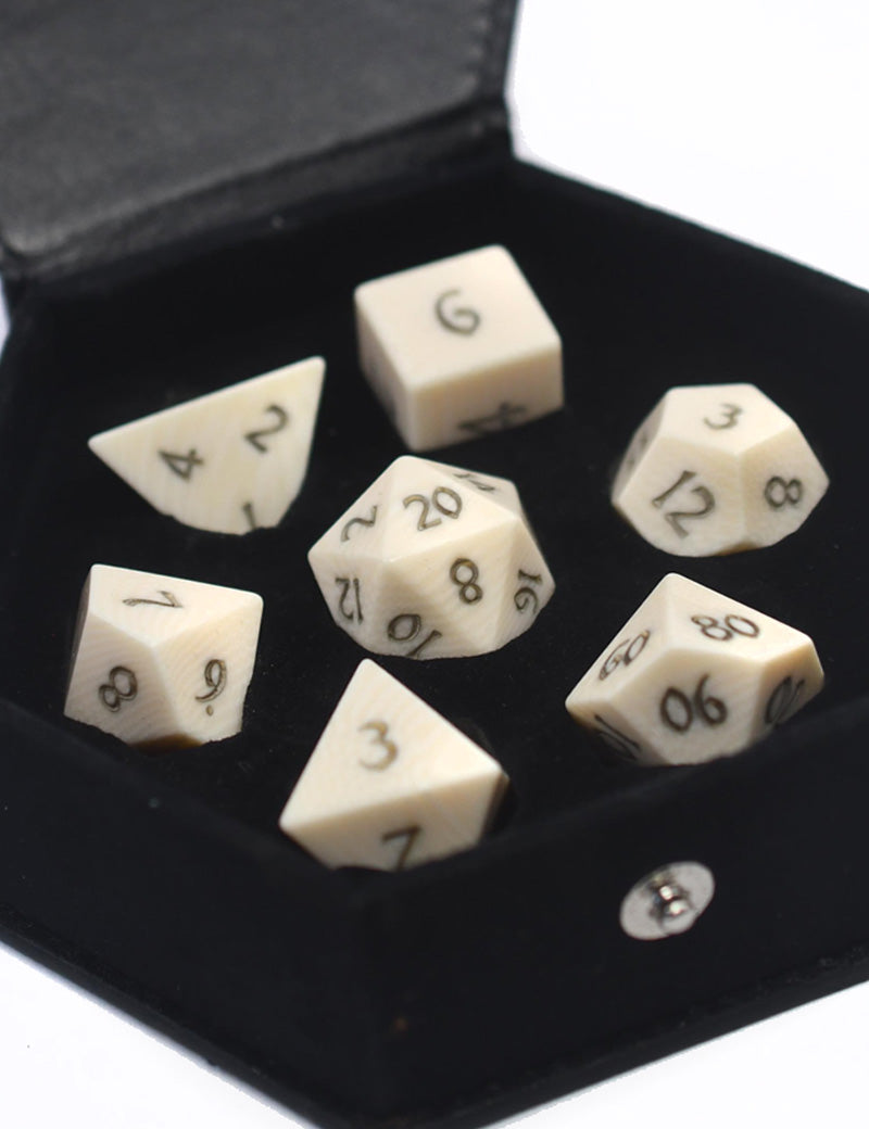 SYNTHETIC_BONE_DICE_1_513fd0a5-de5f-40f0-9c4a-4ca166c2321e.jpg