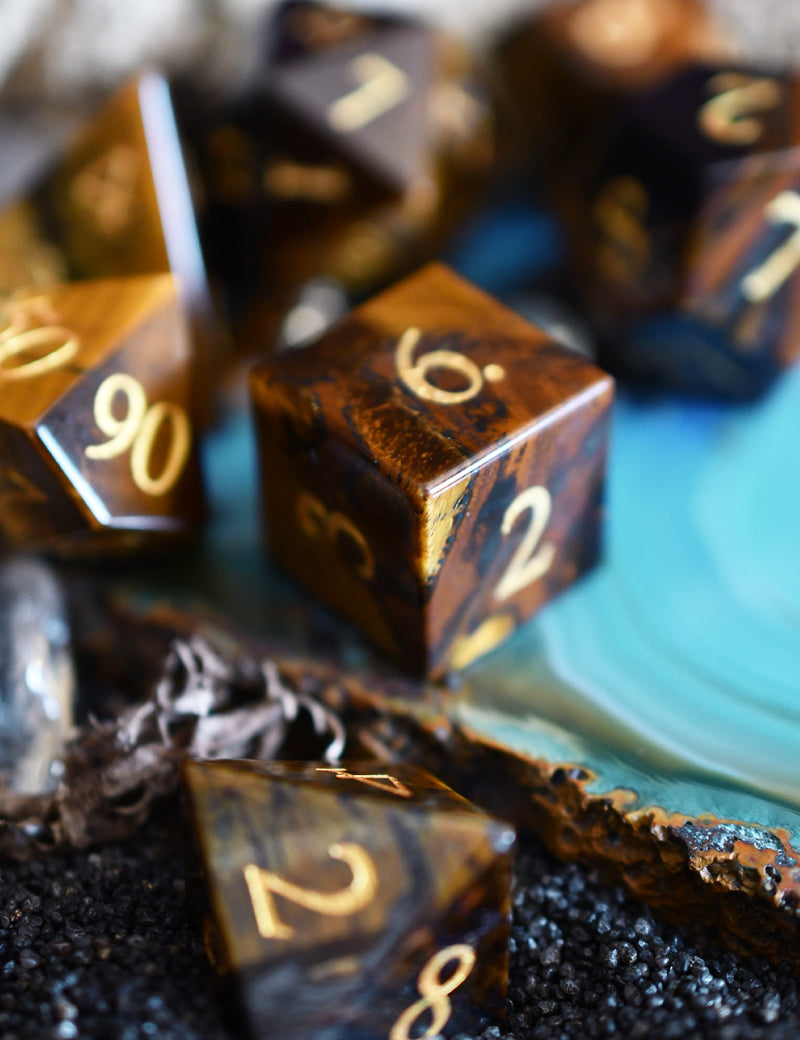TIGERS_EYE_GEMSTONE_DICE_E.jpg