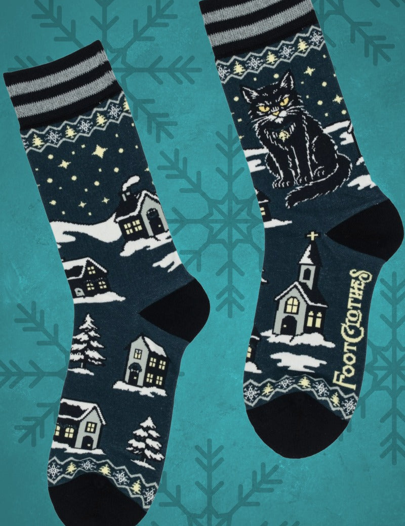 YULE_CAT_SOCKS_2.jpg