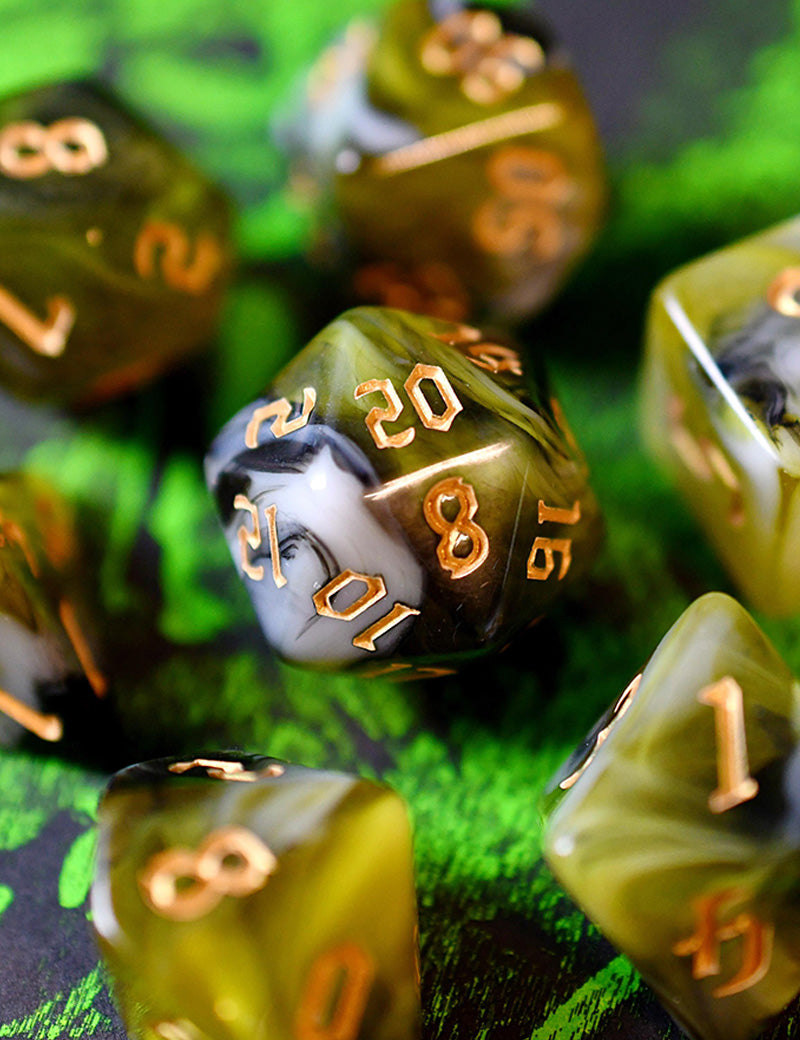 ARCANE_GOD_DICE_1.jpg