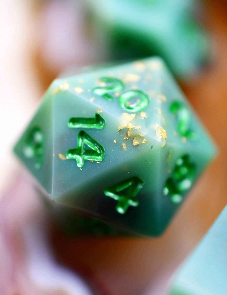 ROYAL_MINT_DICE_SET.jpg