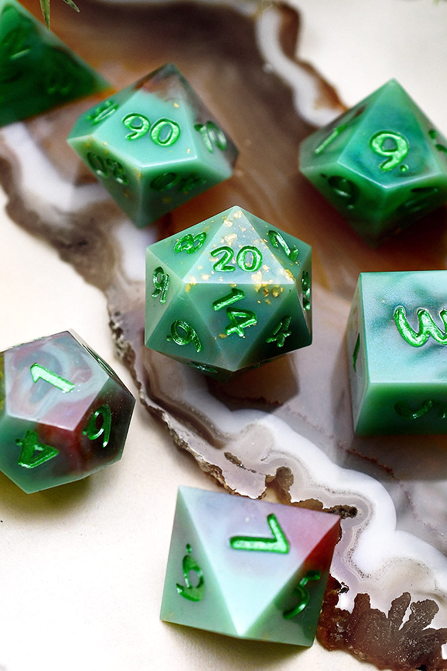 Royal Mint - Sharp-Edged Resin Dice Set
