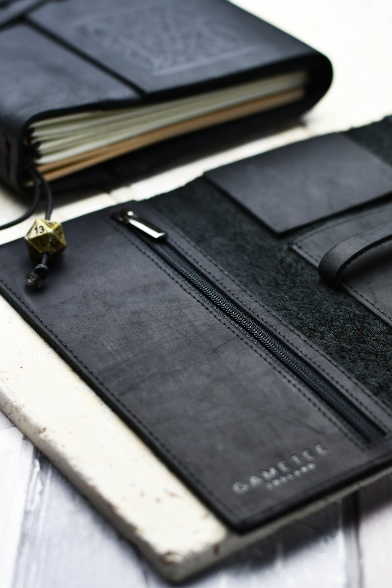 Fine Leather Case of Holding - Midnight Black - GAMETEEUK