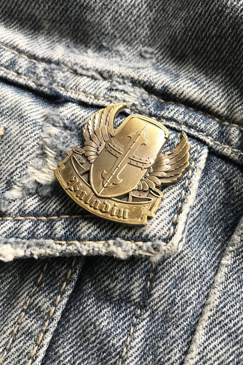 Paladin - Class Pin Badge - GAMETEEUK