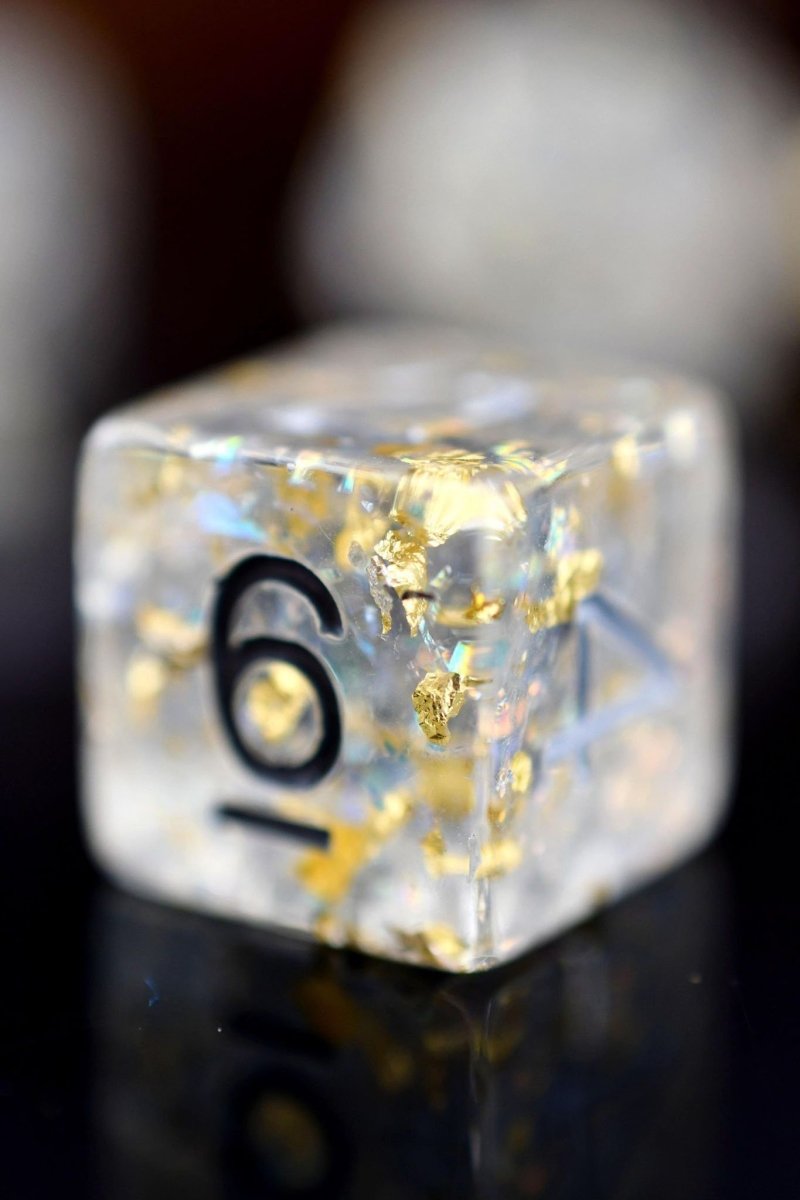 Quintessence of Diamond - 24k Gold Flake Acrylic Dice Set - GAMETEEUK