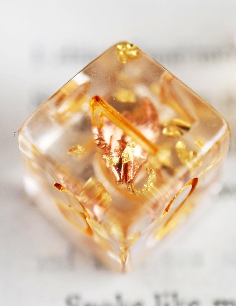 Winged Helm of the Paladin - Adventurer's Equipment Dice Set - GAMETEEUK